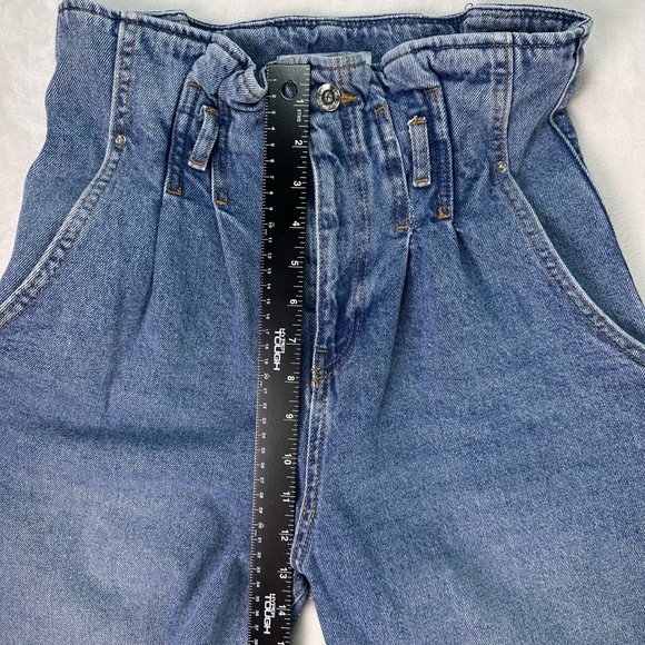 ZARA Paperbag Waist Tapered Jeans | High Rise Blue Denim | Women’s 4 - Picture 11 of 13